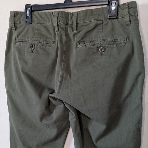 4/$20 Goodfellow & Co Olive Green The Every Wear Chino Athletic Fit 34W 30L - Picture 4 of 8